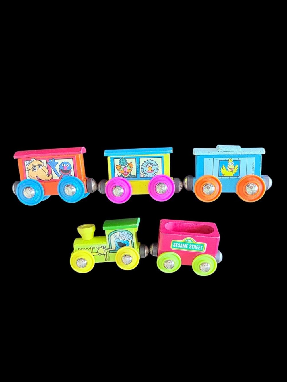 Vintage 1995 Tootsietoy Sesame Street Wooden Magnetic Train Set - Lot of 5